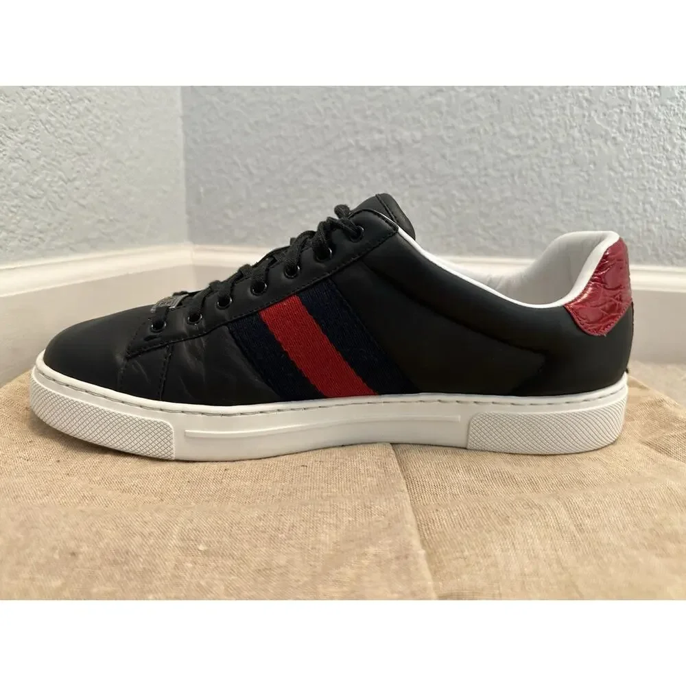 Gucci product pair